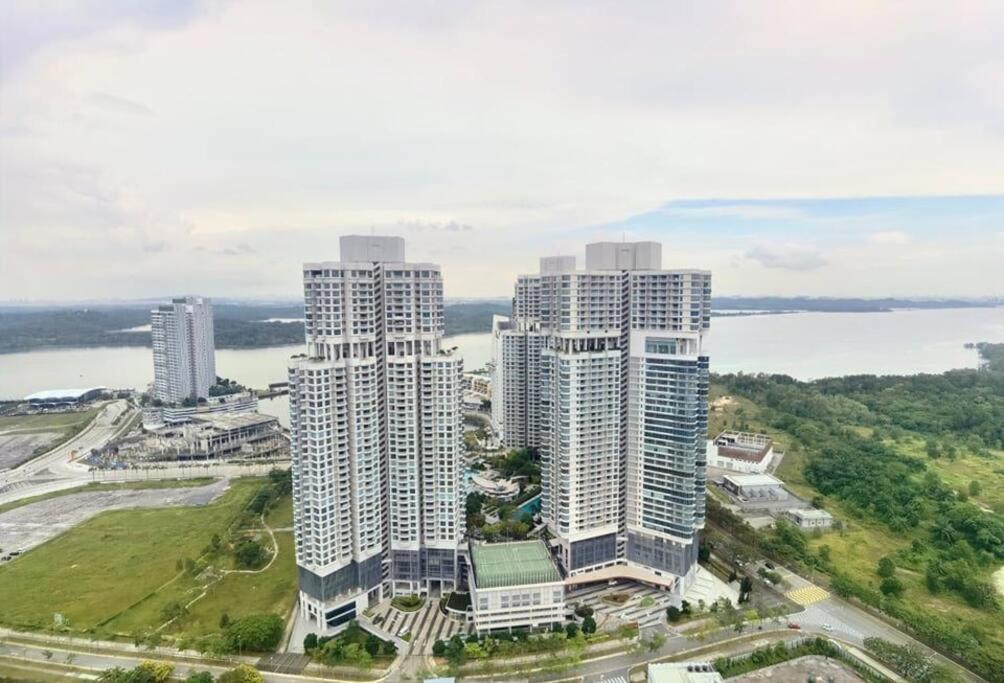 C0704 Almas Suite Seaview & Netflix Stay Nusajaya  Exteriér fotografie